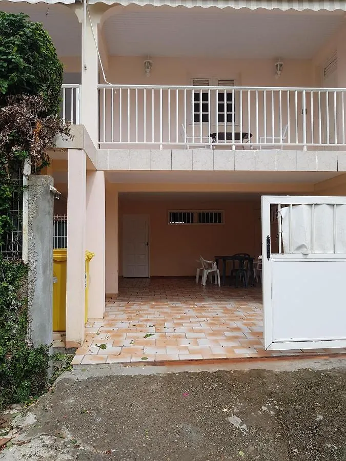 Appartement De La Baie Le Vauclin 0*,